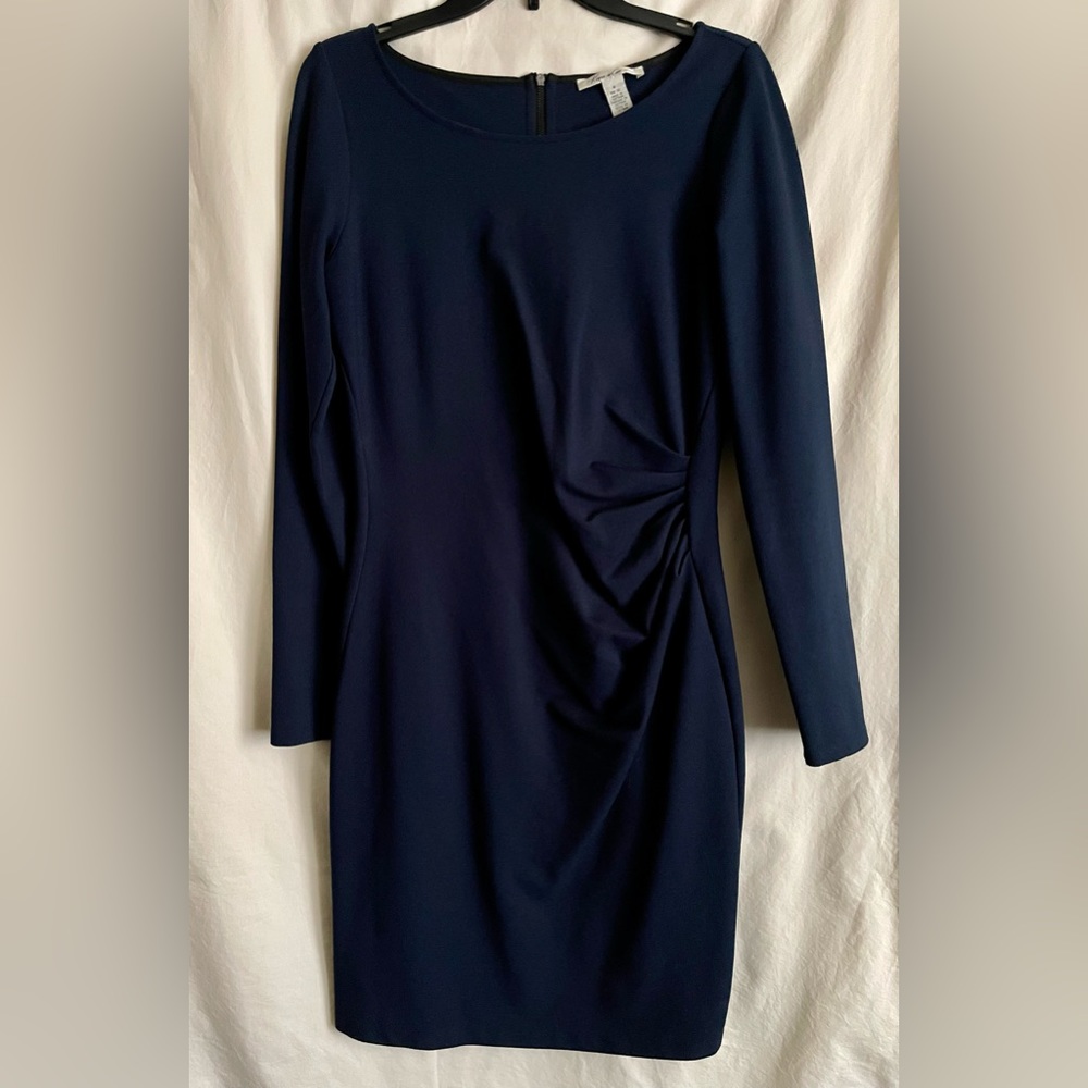Quality Dress! Kenneth Cole, navy blue, perfect for office or festive function.